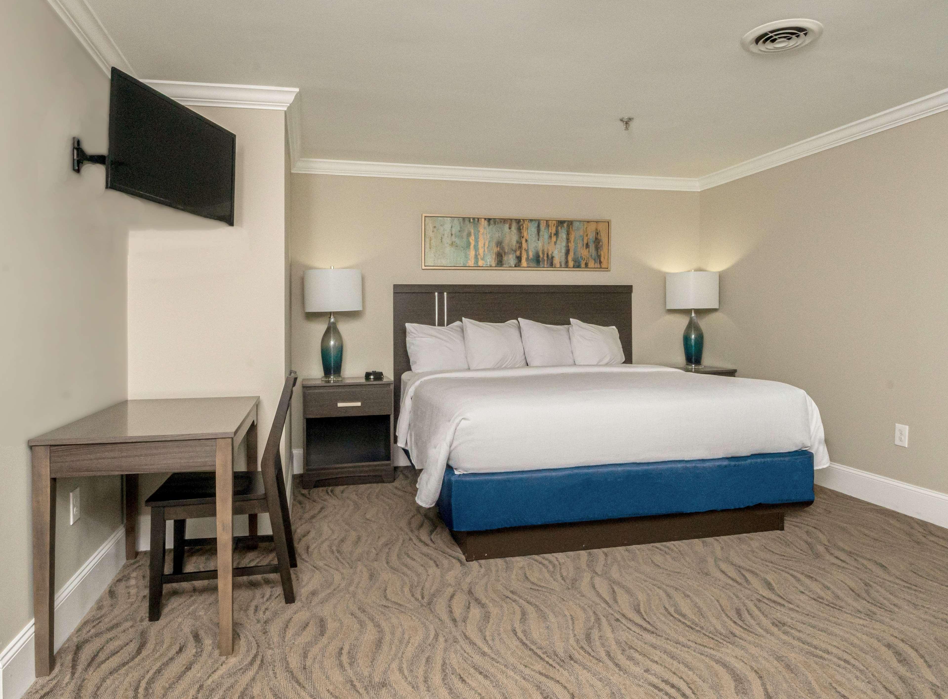 Bask Hotel At Big Rock Landing Morehead City Zewnętrze zdjęcie